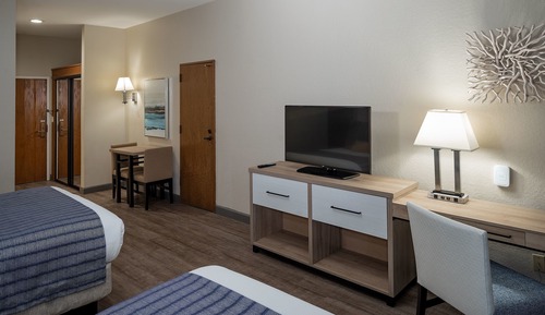 Habitación estándar, 2 camas de matrimonio, vistas al puerto deportivo, planta baja