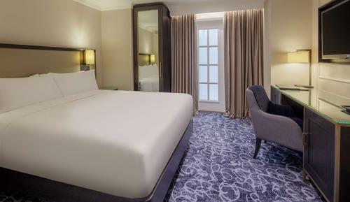 Suite (Bloomsbury - Split in 2 floors)