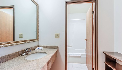 Habitación estándar, 1 cama de matrimonio, accesible para personas con discapacidad, no fumadores