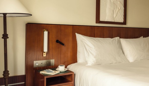 Signature King Room