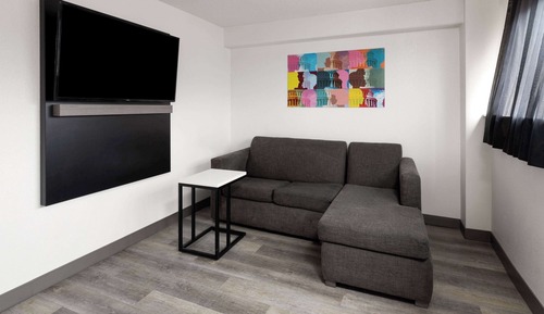 Suite Business, 1 cama de matrimonio grande con sofá cama, no fumadores