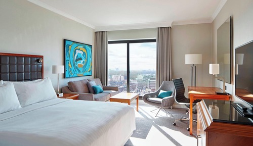 Habitación superior, 1 cama de matrimonio grande con sofá cama