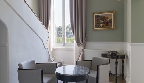 Suite familiar