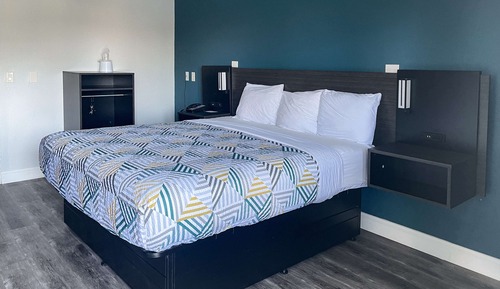 Habitación estándar, 1 cama de matrimonio grande, accesible para personas con discapacidad