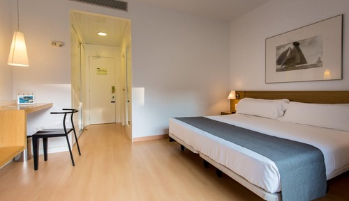 Habitación doble, balcón