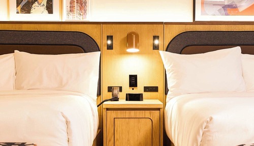 Habitación doble (Groovy Two Doubles)