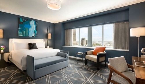 Fairmont Gold, Habitación Signature, 1 cama de matrimonio grande
