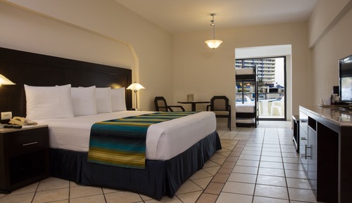 Family Suite Crown
