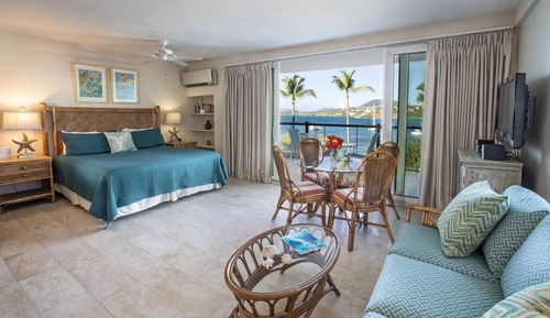 Suite estudio, 1 cama de matrimonio grande, frente a la playa