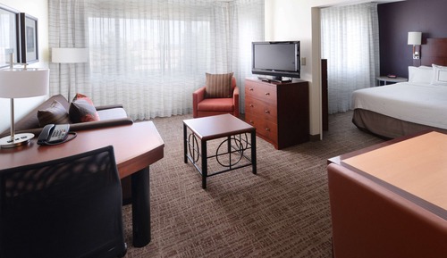 Suite, 1 cama de matrimonio con sofá cama (Mobility Tub One Bedroom)