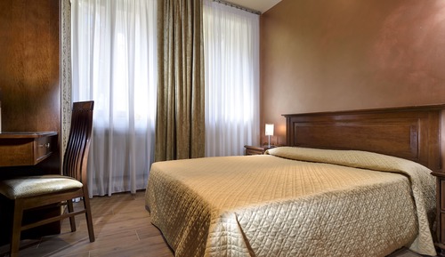 Habitación cuádruple estándar