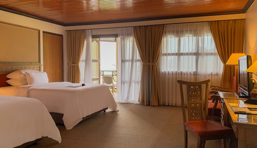 Habitación Deluxe, 2 camas de matrimonio, vistas al mar
