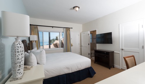 Suite, 3 camas individuales, cocina, vistas al mar (Beachfront 2 Bedroom Suite with Kitch)