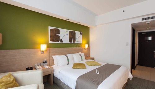 Habitación superior, vistas a la ciudad (King)