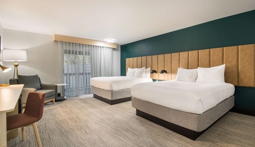 Habitación estándar, 2 camas de matrimonio, accesible para personas con discapacidad