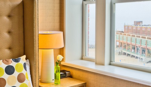 Habitación Deluxe, varias camas, vistas parciales al mar