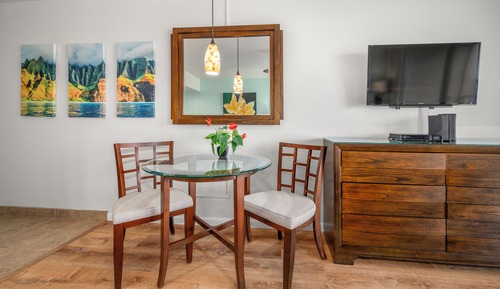 Studio, Ocean View (Unit 719)