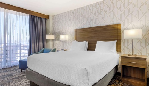 Habitación estándar, 1 cama de matrimonio grande, balcón, vistas a la ciudad