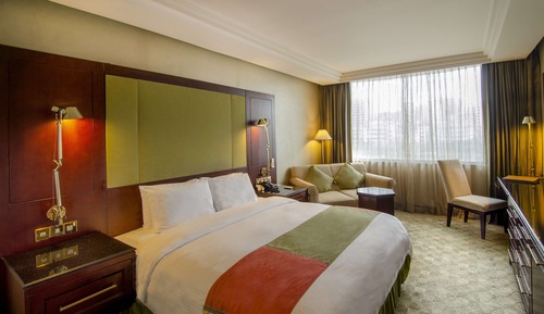 Deluxe King Room