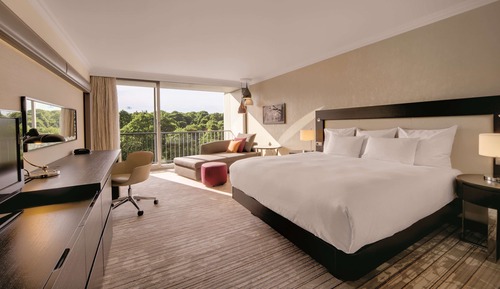 Executive Suite, 1 King Bed, Non Smoking