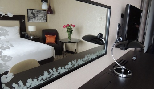 Executive Room, 1 King Bed, Park View
