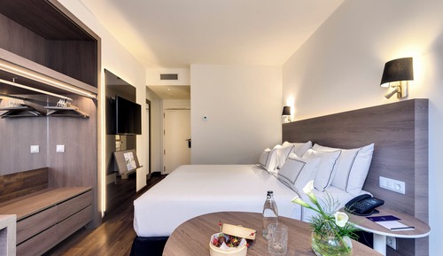 Melia Room