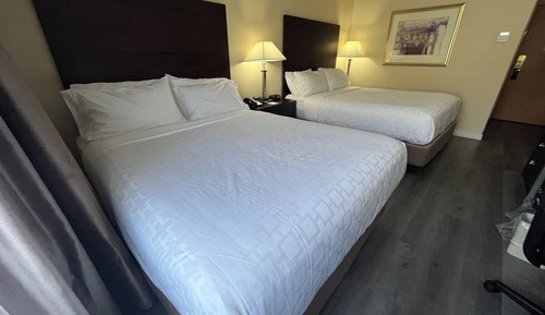 Habitación estándar, 2 camas de matrimonio, no fumadores