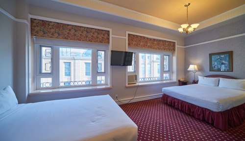Habitación Deluxe doble, 2 camas de matrimonio, vistas a la ciudad