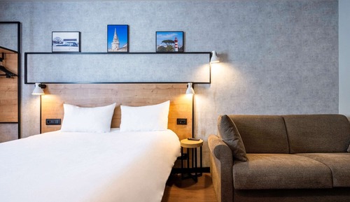 Habitación Premium doble, 1 cama doble con sofá cama