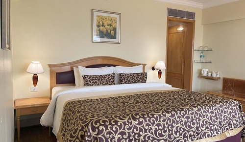 Premium Partial Sea View Room