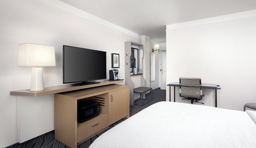 Habitación estándar, 1 cama de matrimonio (Comm, Roll Shwr)