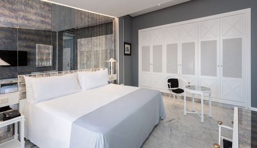 Habitación superior, 1 cama de matrimonio grande, terraza (Single Use)
