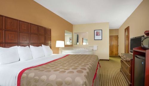Suite estudio, 1 cama de matrimonio grande, no fumadores, bañera de hidromasaje