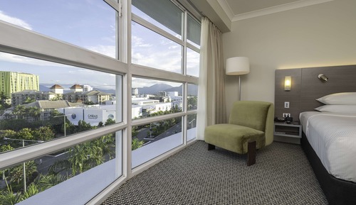 Habitación Deluxe, 1 cama de matrimonio grande, vistas a la ciudad
