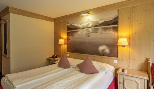 Habitación doble, vistas al jardín (Eiger)