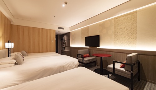 Habitación triple, no fumadores (Concept,gym,shuttle bus from Kyoto St)