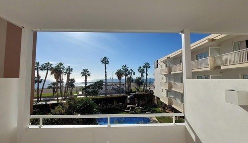 Suite junior, balcón