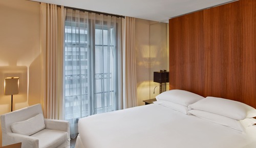 Habitación Deluxe, 1 cama de matrimonio, balcón
