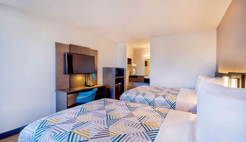 Habitación estándar, 2 camas dobles, no fumadores, frigorífico y microondas