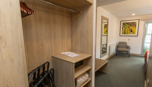 Habitación tradicional, 3 camas individuales, vistas a la ciudad