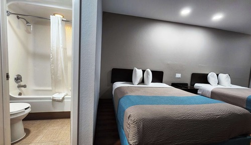 Habitación estándar, 2 camas de matrimonio, accesible para personas con discapacidad, no fumadores