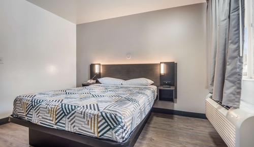 Habitación Deluxe, 1 cama de matrimonio, no fumadores, frigorífico y microondas