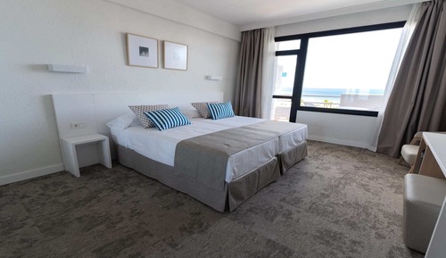 Habitación doble, vistas al mar