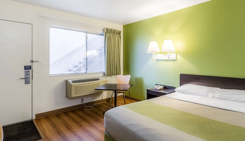 Habitación Deluxe, 1 cama de matrimonio, no fumadores, frigorífico y microondas