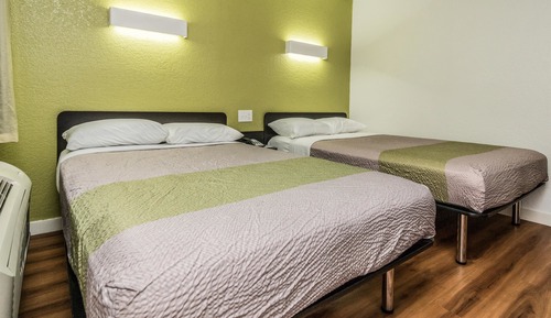 Habitación estándar, 2 camas dobles, no fumadores