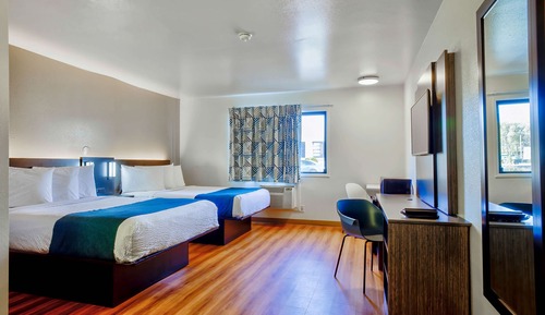 Habitación estándar, 2 camas dobles, accesible para personas con discapacidad, no fumadores