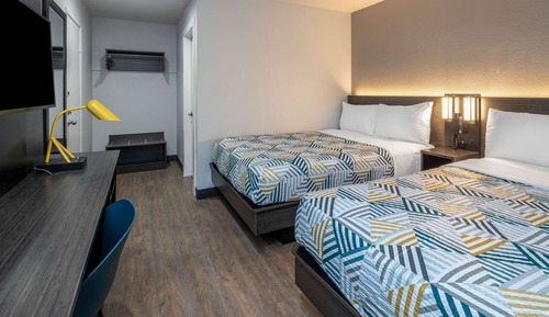 Habitación Deluxe, 2 camas de matrimonio, accesible para personas con discapacidad, no fumadores