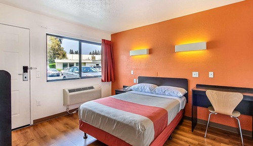 Habitación estándar, 1 cama de matrimonio, accesible para personas con discapacidad, no fumadores