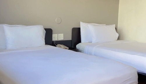 Habitación estándar, 2 camas de matrimonio, no fumadores
