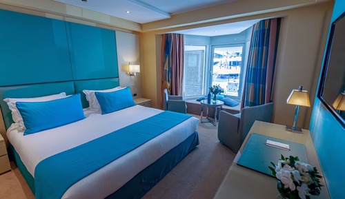 Habitación superior, vistas al puerto